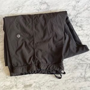 Lululemon Capri pant black size 10/12